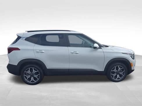 Used 2021 Kia Seltos EX AWD/4WD image 9