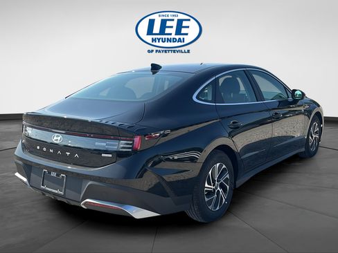 New 2026 Hyundai Sonata Blue FWD image 3