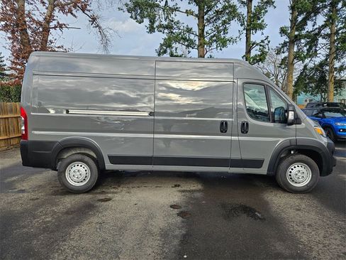 New 2026 RAM ProMaster 3500 image 8