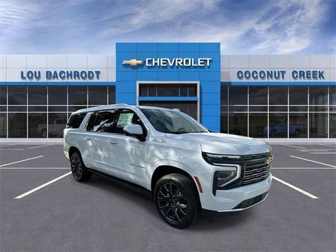 New 2026 Chevrolet Suburban High Country image 2