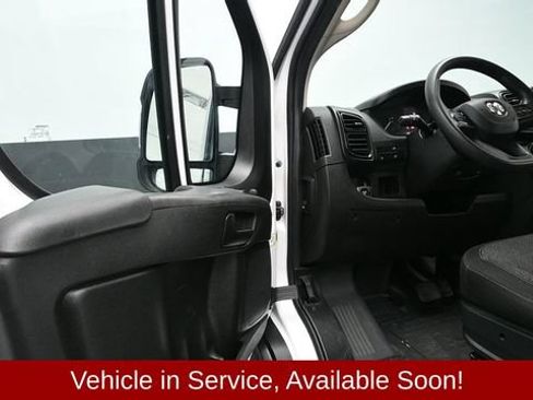 Used 2024 RAM ProMaster 2500 w/ Convenience Group FWD image 21