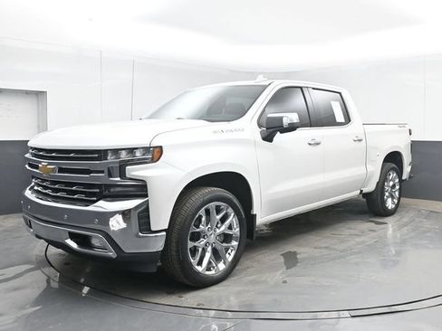 Used 2019 Chevrolet Silverado 1500 LTZ w/ LTZ Plus Package AWD/4WD image 10