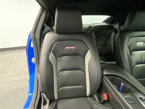 Used 2016 Chevrolet Camaro SS RWD image 23