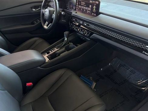 Used 2023 Honda Accord Touring image 19