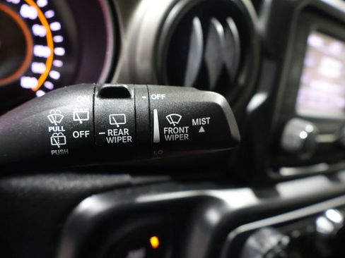 Certified 2021 Jeep Wrangler Unlimited Sport AWD/4WD image 34