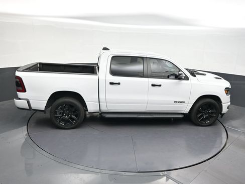 Used 2024 RAM 1500 Laramie AWD/4WD image 21