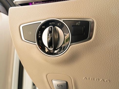 Used 2017 Mercedes-Benz E 300 image 55