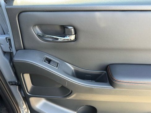 Used 2024 Nissan Frontier PRO-4X w/ Pro Premium Package image 21