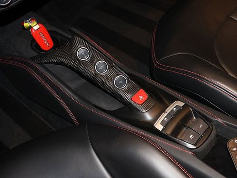 Certified 2017 Ferrari 488 Spider RWD image 92