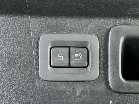 Used 2025 MAZDA CX-50 AWD 2.5 S w/ Premium Package image 31