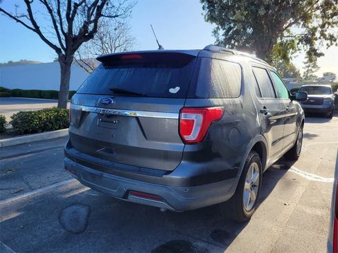 Used 2019 Ford Explorer XLT w/ Equipment Group 201A image 7