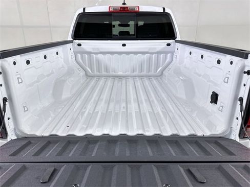New 2025 Chevrolet Colorado LT w/ LT Convenience Package image 26