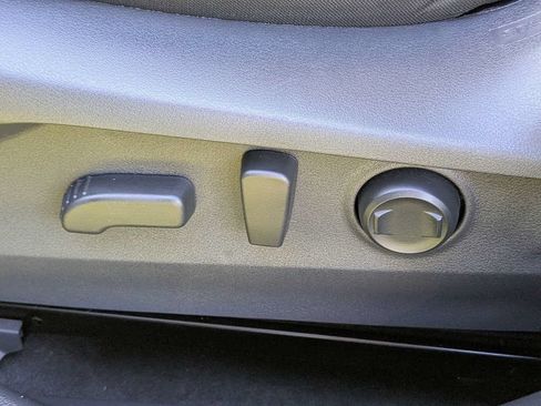 Certified 2025 Subaru Outback Premium AWD/4WD image 22