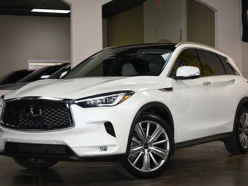 Used 2022 INFINITI QX50 Sensory w/ Cargo Package image 4