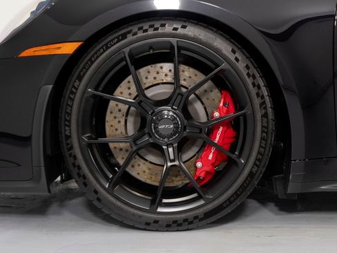 Used 2022 Porsche 911 GT3 RWD image 10