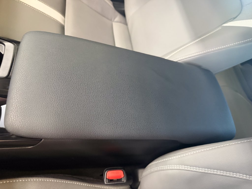Used 2025 Toyota Camry SE w/ Multimedia Upgrade Package FWD image 17