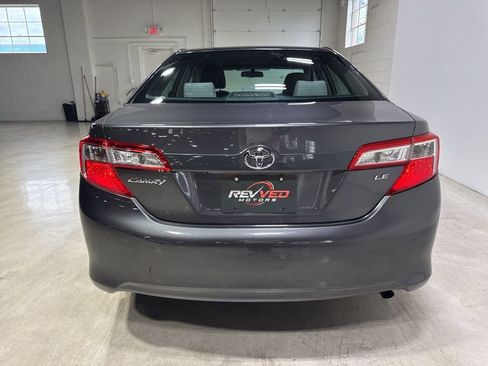 Used 2014 Toyota Camry LE FWD image 6