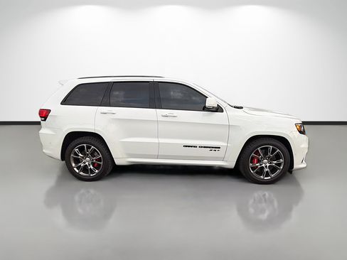 Used 2018 Jeep Grand Cherokee SRT w/ Trailer Tow Group IV AWD/4WD image 2