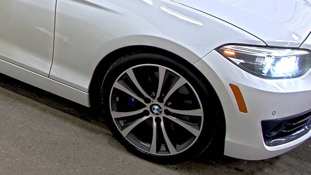 Used 2019 BMW 230i xDrive Coupe w/ Track Handling Package AWD/4WD image 9