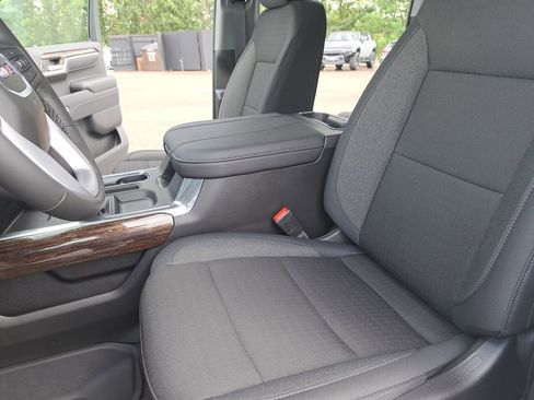 New 2026 GMC Sierra 1500 Elevation image 14