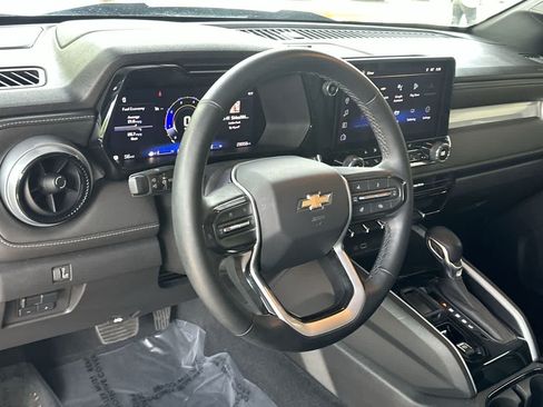 Used 2024 Chevrolet Colorado LT w/ LT Convenience Package III RWD image 13