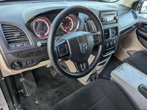 Used 2013 RAM C/V Tradesman FWD image 2