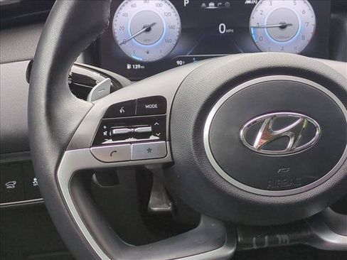 Certified 2023 Hyundai Tucson Limited AWD/4WD image 30