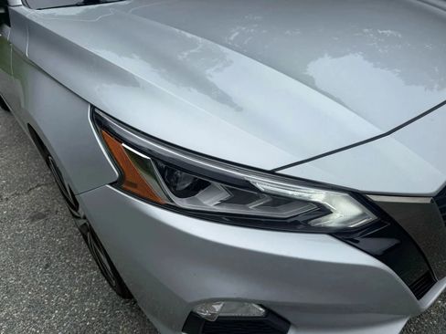 Used 2021 Nissan Altima 2.5 SR image 4
