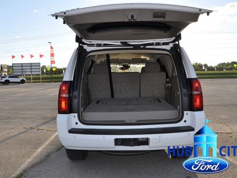 Used 2019 Chevrolet Tahoe LS w/ Enhanced Driver Alert Package image 22