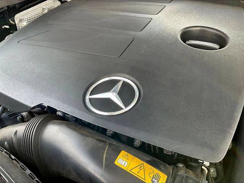 Certified 2023 Mercedes-Benz GLC 300 4MATIC Coupe image 33