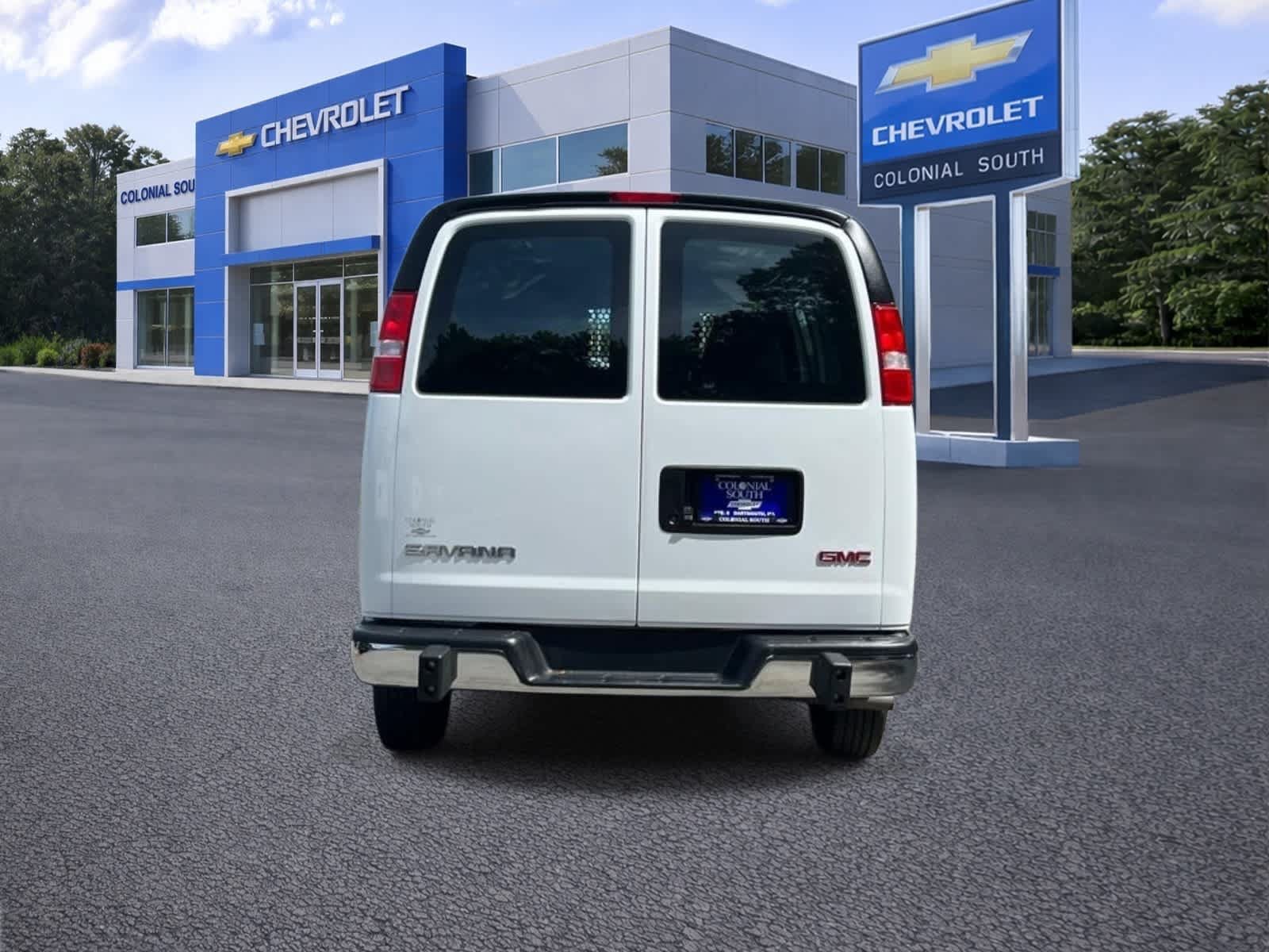 Certified 2025 GMC Savana 2500 w/ Driver Convenience Package RWD image 5