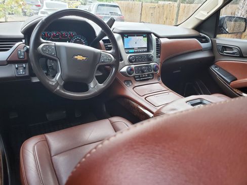 Used 2020 Chevrolet Tahoe Premier RWD image 23