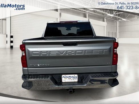 Used 2025 Chevrolet Silverado 1500 LT AWD/4WD image 4
