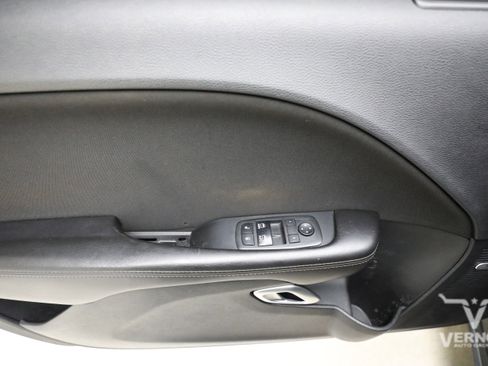 Used 2018 Dodge Challenger R/T Scat Pack image 19