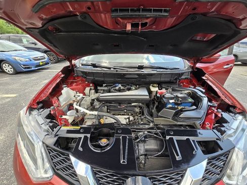 Used 2016 Nissan Rogue SV AWD/4WD image 22