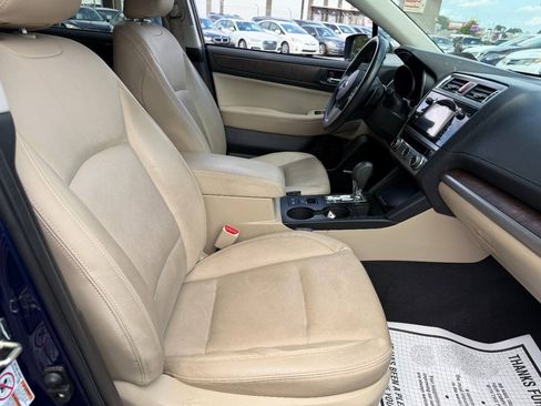 Used 2017 Subaru Outback 2.5i Limited w/ Popular Package #5 AWD/4WD image 36