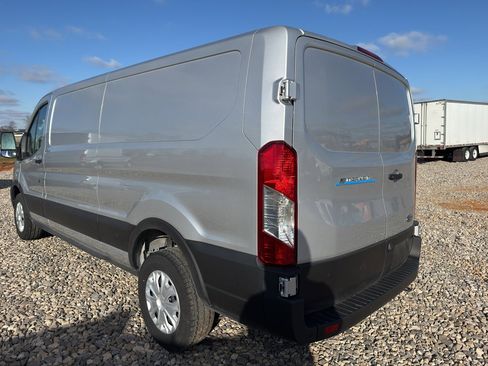 Used 2023 Ford E-Transit Low Roof image 7