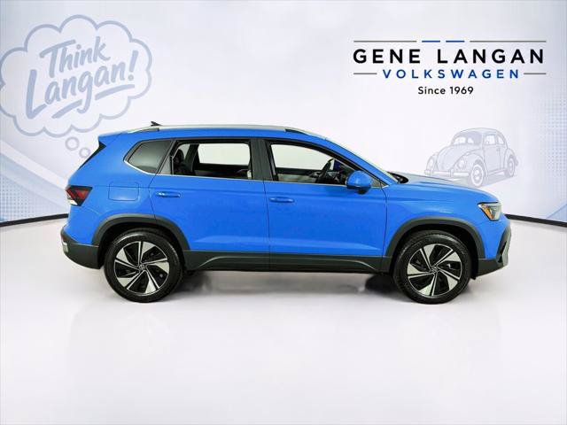 New 2027 Volkswagen Taos SE AWD/4WD image 4