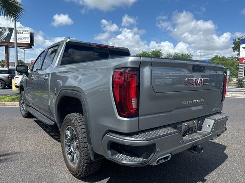 Used 2024 GMC Sierra 1500 AT4 w/ Technology Package AWD/4WD image 4