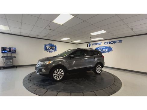 Used 2019 Ford Escape SEL AWD/4WD image 6