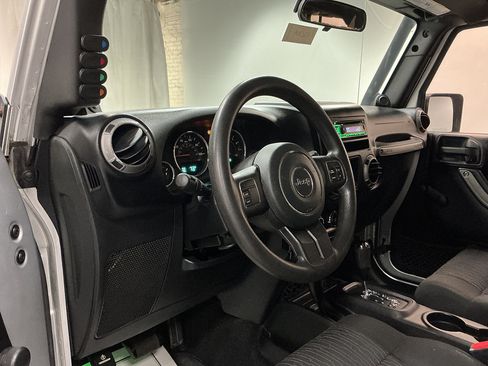 Used 2012 Jeep Wrangler Unlimited Sport w/ Trailer Tow Group AWD/4WD image 13