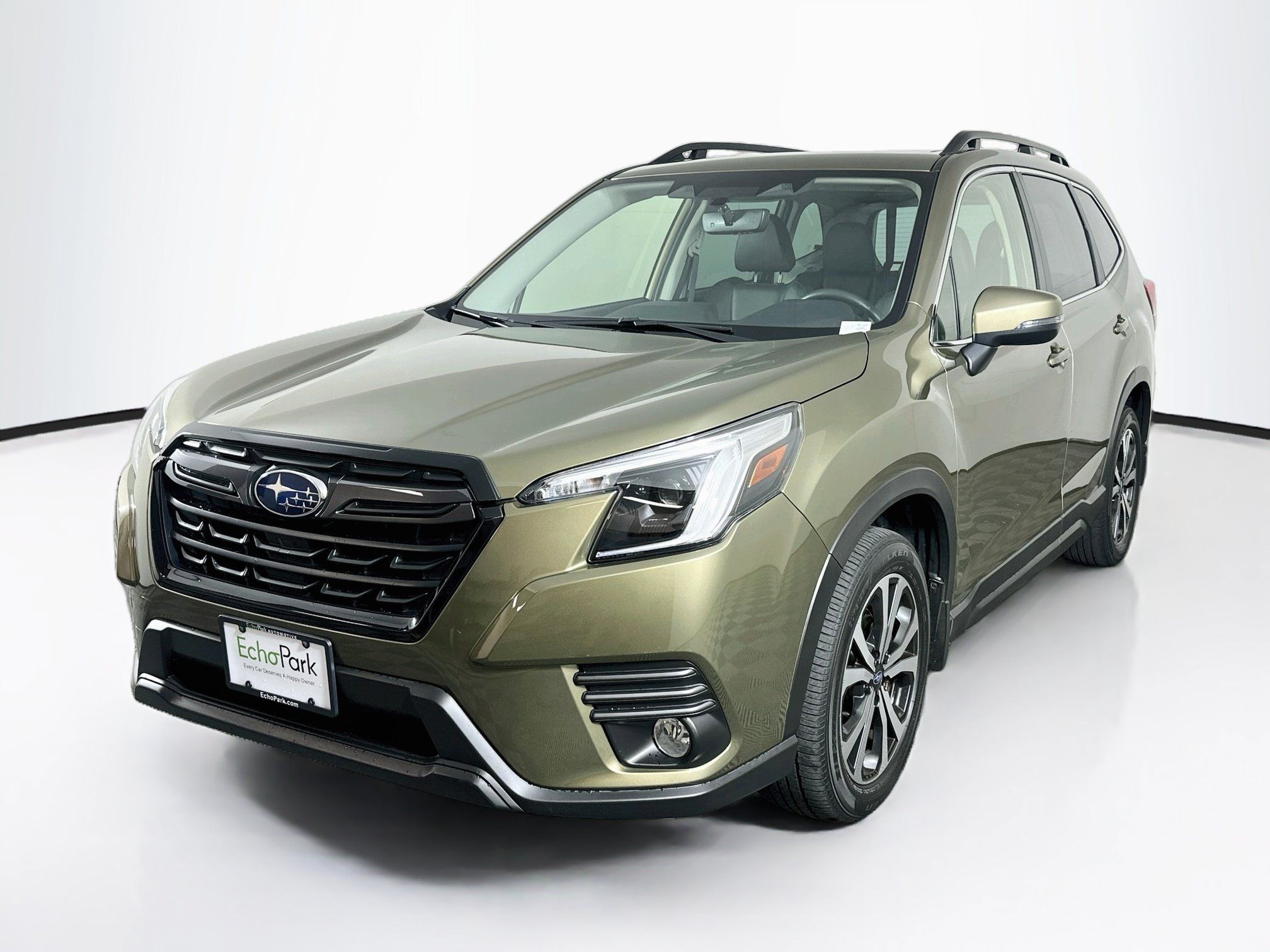 Used 2023 Subaru Forester Limited AWD/4WD image 3