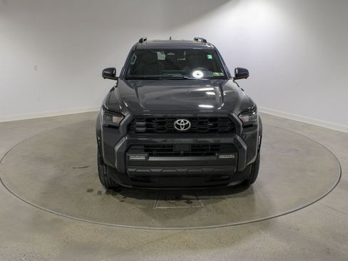 Used 2025 Toyota 4Runner TRD Off-Road Premium image 8