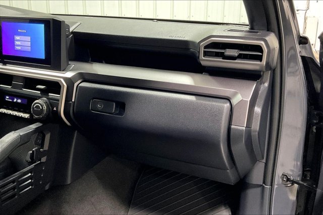 Certified 2025 Toyota 4Runner SR5 AWD/4WD image 17