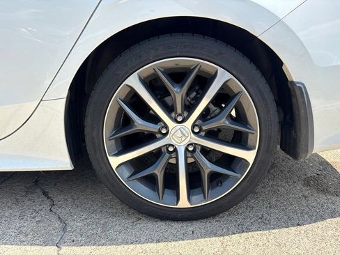 Used 2022 Honda Civic Touring image 7