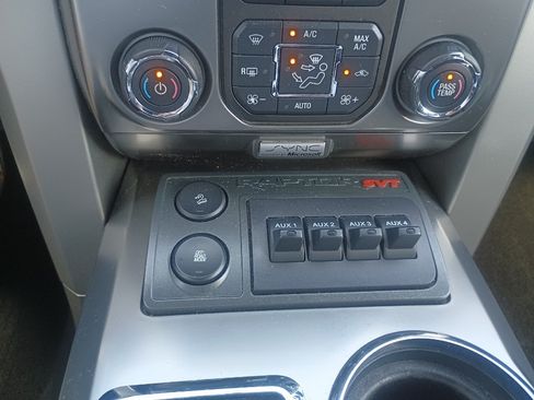 Used 2013 Ford F150 Raptor w/ Luxury Equipment Group AWD/4WD image 25