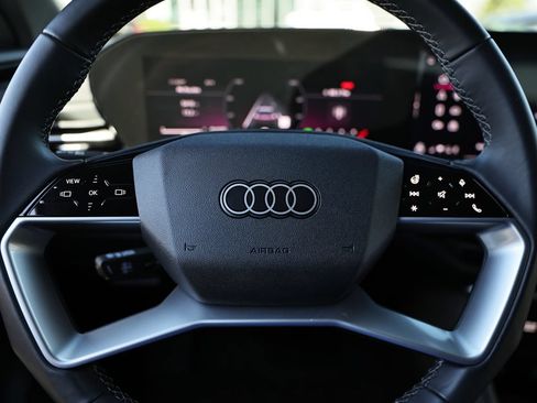 Certified 2025 Audi Q5 Premium w/ Convenience Package AWD/4WD image 30