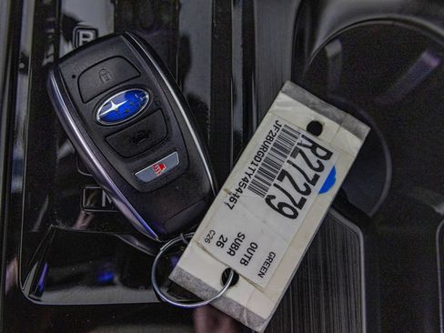 Used 2026 Subaru Outback Limited XT AWD/4WD image 30