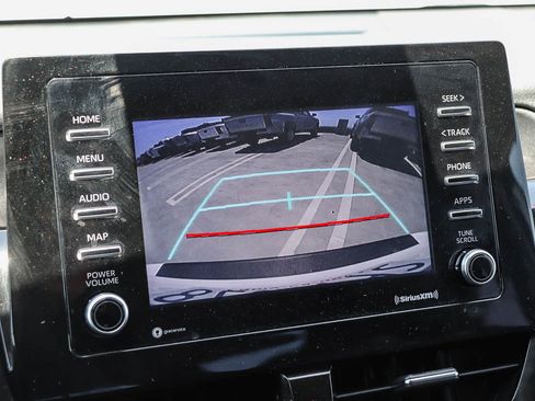 Used 2022 Toyota Camry SE FWD image 21