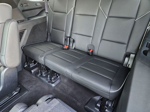 Certified 2022 Cadillac Escalade Sport RWD image 29